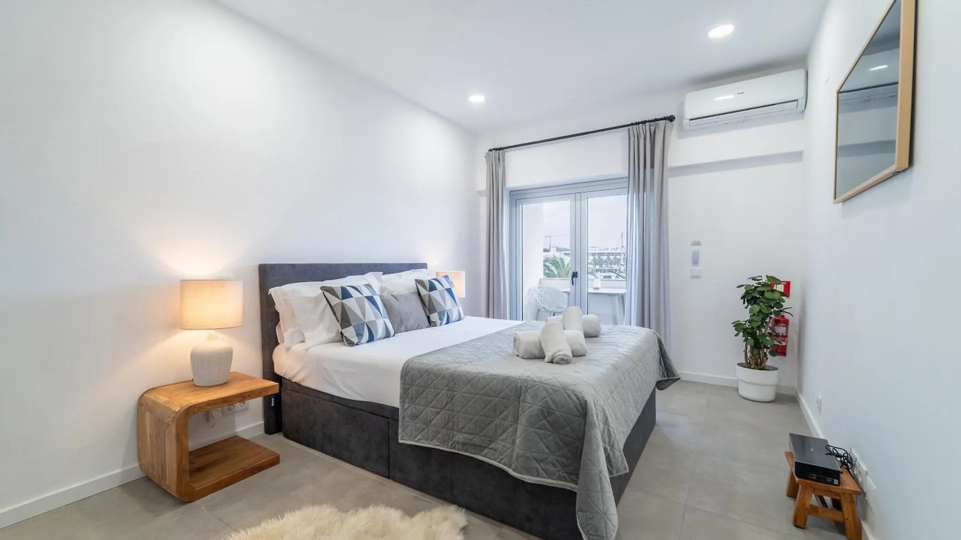 Captain'S Quarters Apartment Lagos